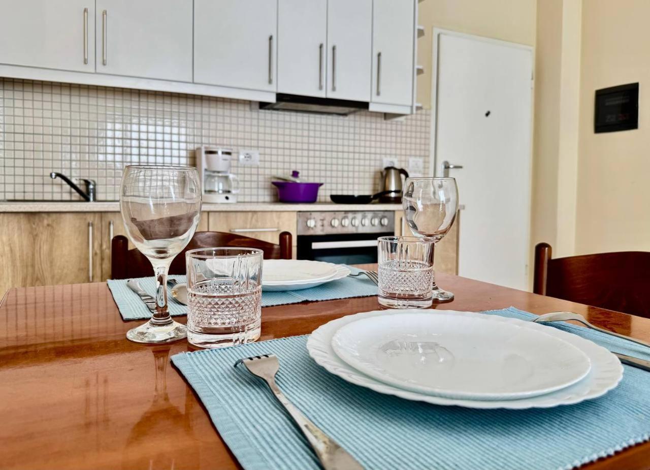 Your Comfy Apartment Sarandë エクステリア 写真